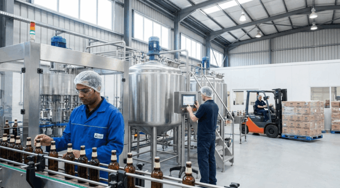 Trabajos en fábricas de bebidas: puestos en envasado y producción
